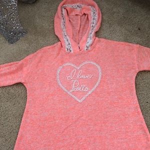 Girls shirt Size 10/12.